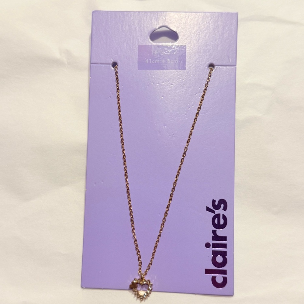 Claire’s new heart necklace #12